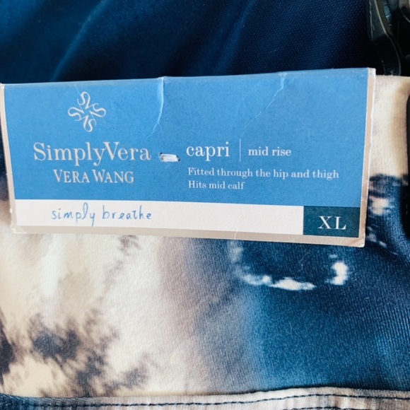 NEW VERA WANG STYLISH WOMENS FLORAL CAPRIS LEGGINGS SIZE XL - Picture 3 of 9